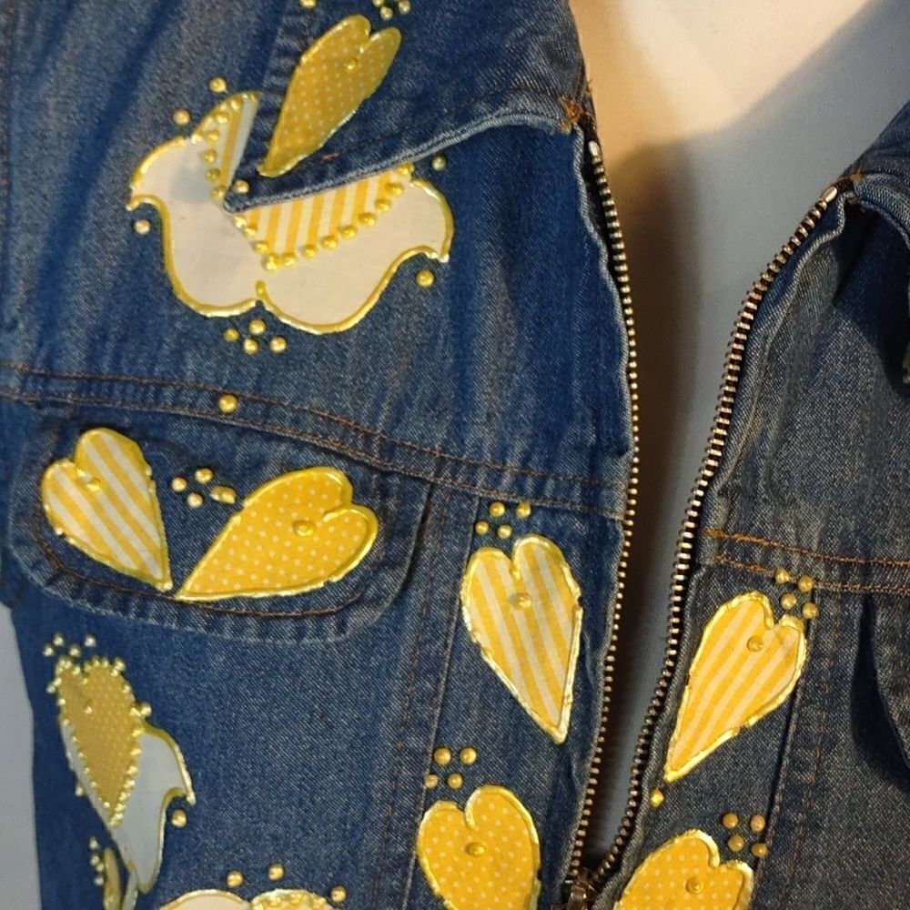 First Class Embellished Denim Women's Vest - Picture 5 of 7